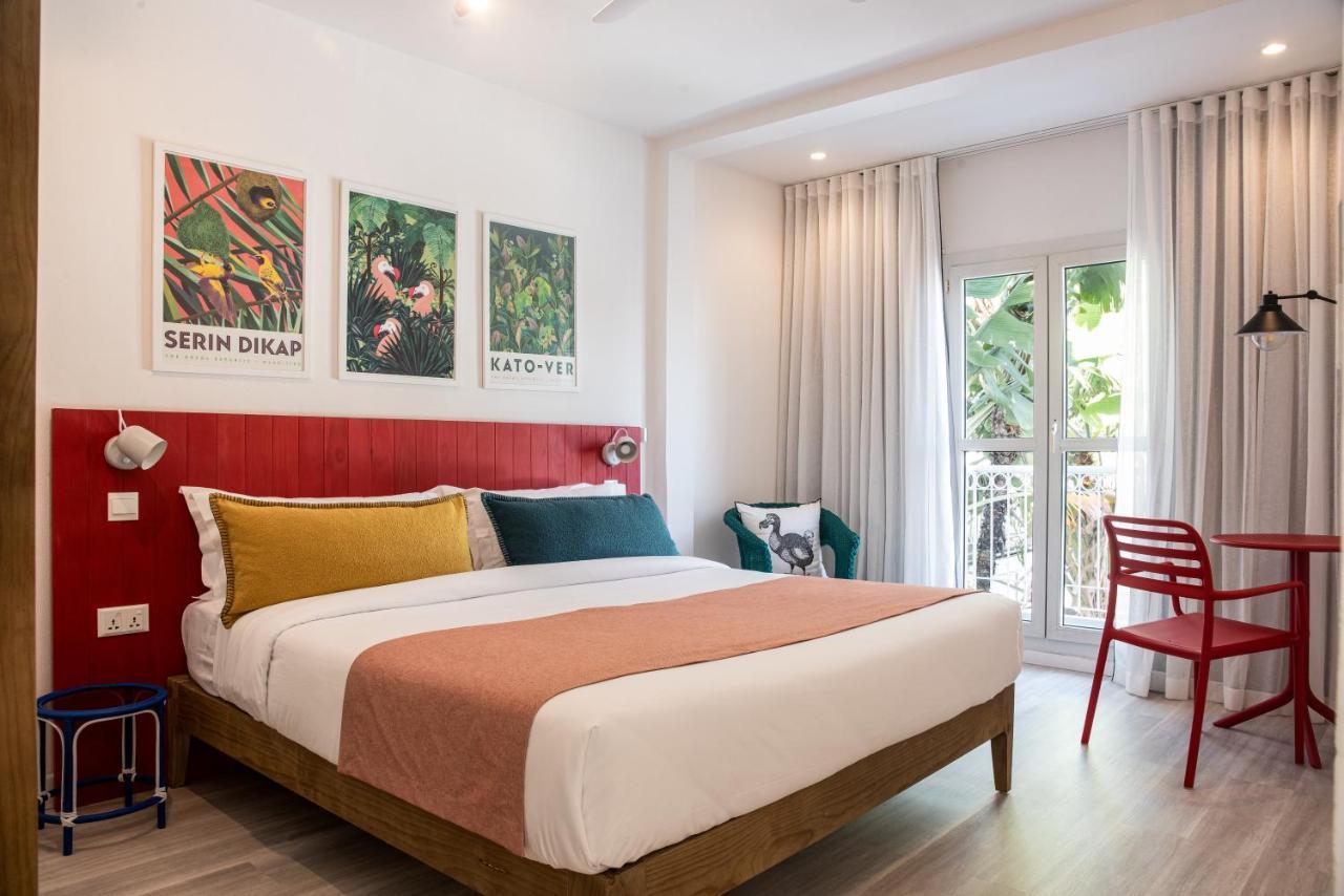 Dodo Square Residence Гранд Байе Екстериор снимка