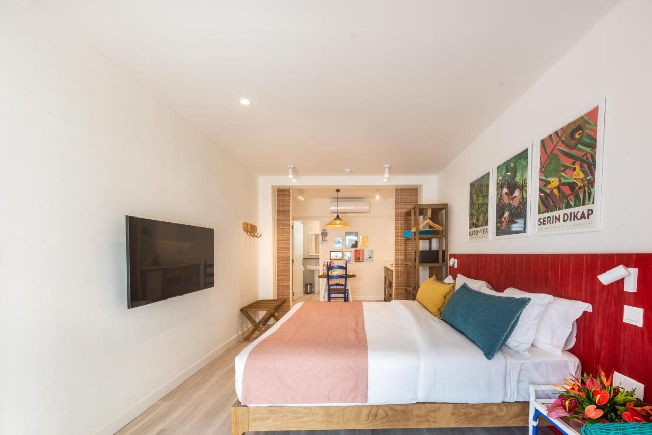 Dodo Square Residence Гранд Байе Екстериор снимка